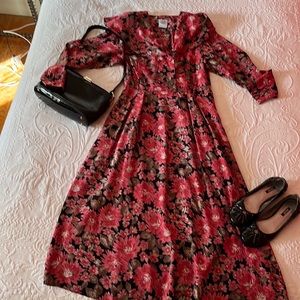 Beautiful Floral Laura Ashley dress.